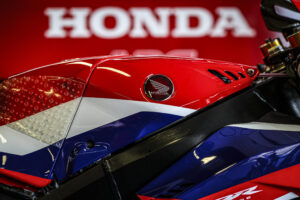 TECH GALLERY: Get closer than ever to the Honda CBR1000RR-R SP bike!